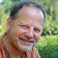 Piers Warren